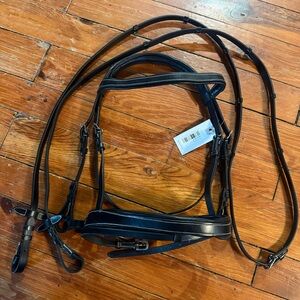 cob sized Horze Venice snaffle bridle